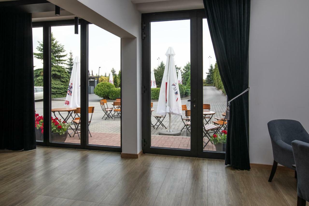 Hotel Sport Bełchatów Екстериор снимка